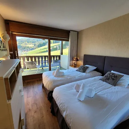 De Luxe 6 Pieces Pied Des Pistes Au Centre Du Village - - Fr-1-598-26 Апартаменты *